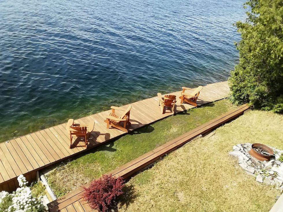 11 Last Minute Cottage Rentals Near Ottawa Where You Can Swim All Day