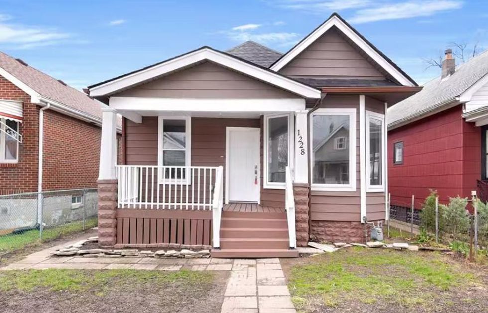 1228 Hickory Road, Windsor, ON