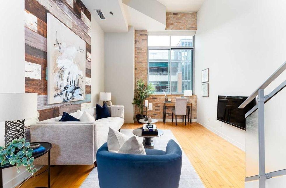 160 Baldwin St., Unit 202, Toronto