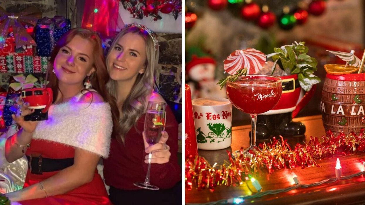 2 personnes avec des cocktails au bar Miracle de Noël à Montréal. droite : cocktails du bar de noël à montréal