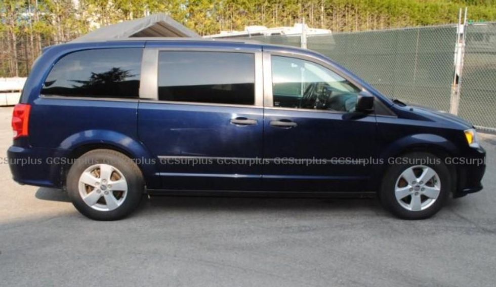 2014 Dodge Grand Caravan.