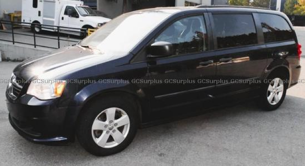 2014 Dodge Grand Caravan.