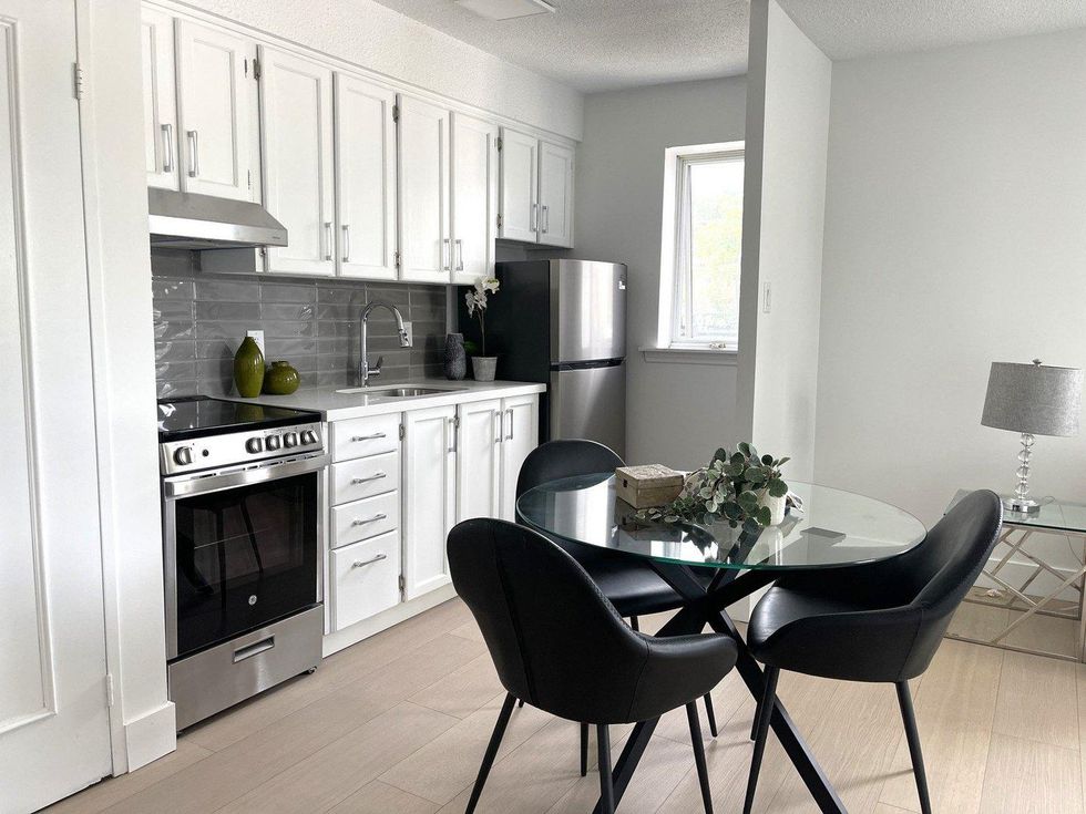 2373 Bloor Street West, Toronto, ON