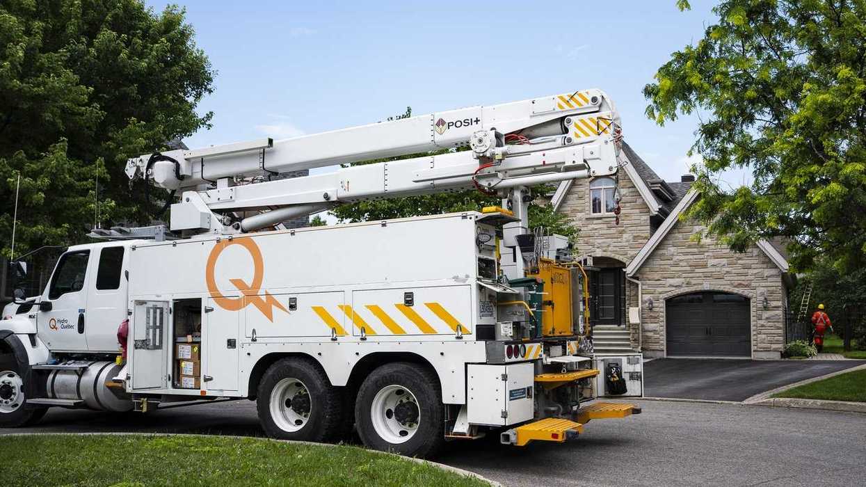 35K without power in Quebec, Ontario after storms