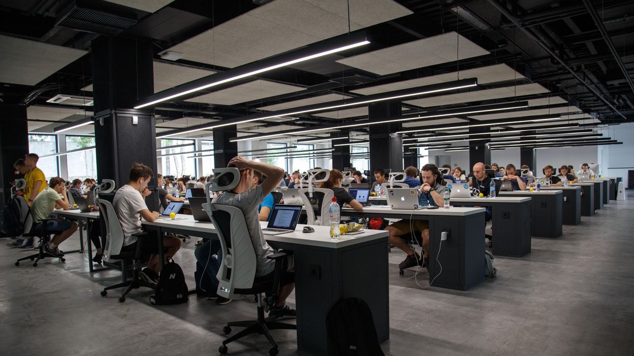 48% Of Canada's Bosses Are Apparently Done With The 9-5 Grind & Let Staff Work When They Want