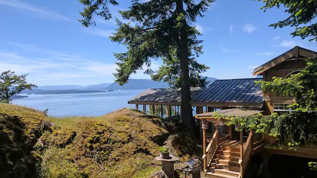6 Private Islands In BC You Can Rent With Your Friends For Super Cheap