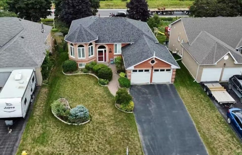 This Ontario Home Under 850K Is Giving Some Major 'Harry Potter' Vibes