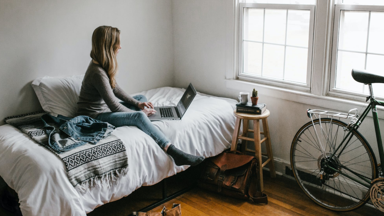 8 Work From Home Jobs hiring in ontario that pay $100,000