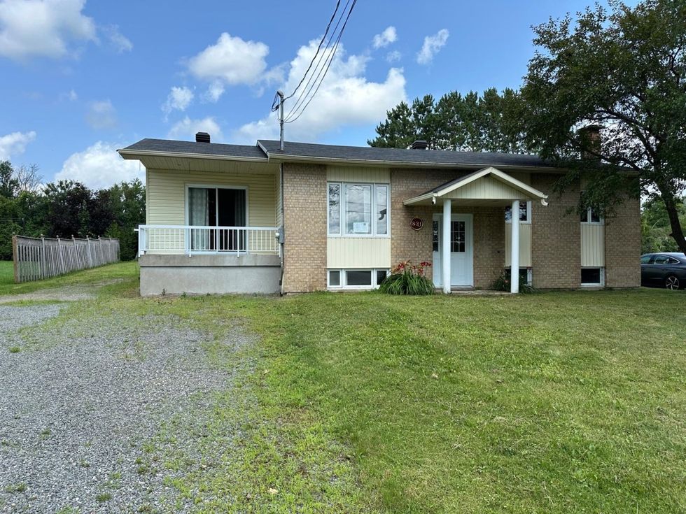 821 Rue Matte, Saint-Tite, Quebec.