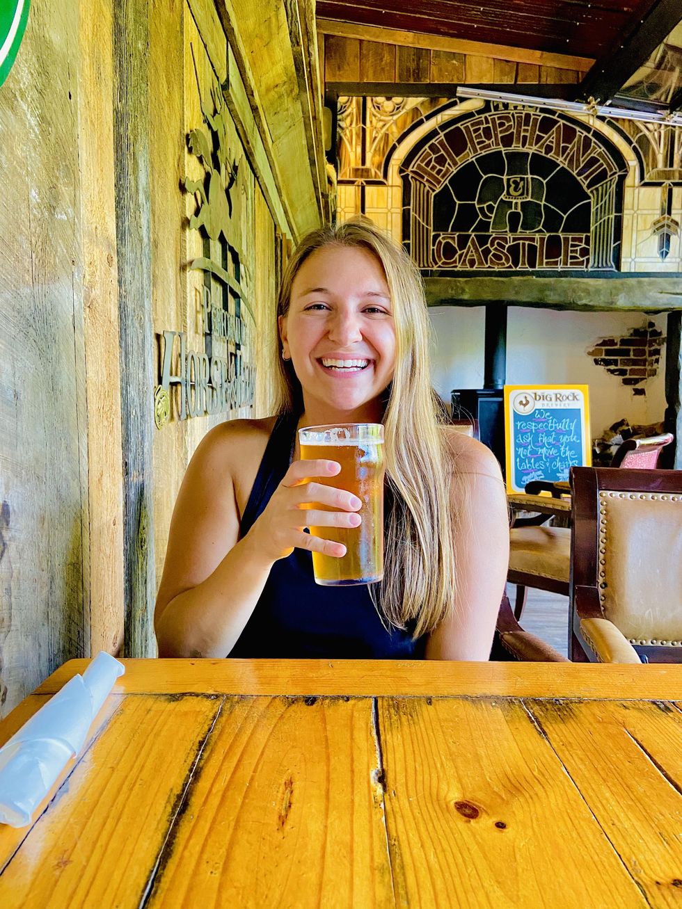 9 Charming Restaurants In Ottawa That Will Make You Feel Like You\u2019re Dining In The UK