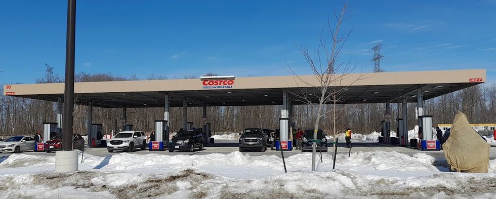 90 Windfields Farm Drive West, Oshawa