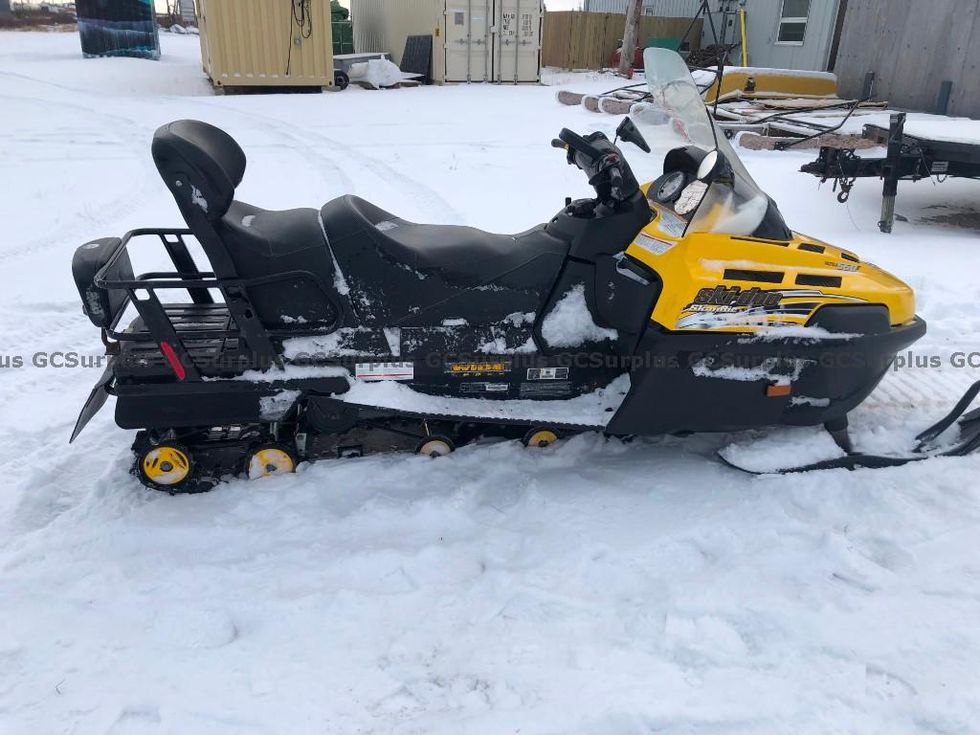 A 2010 Skandic 550 Wide Track Skidoo