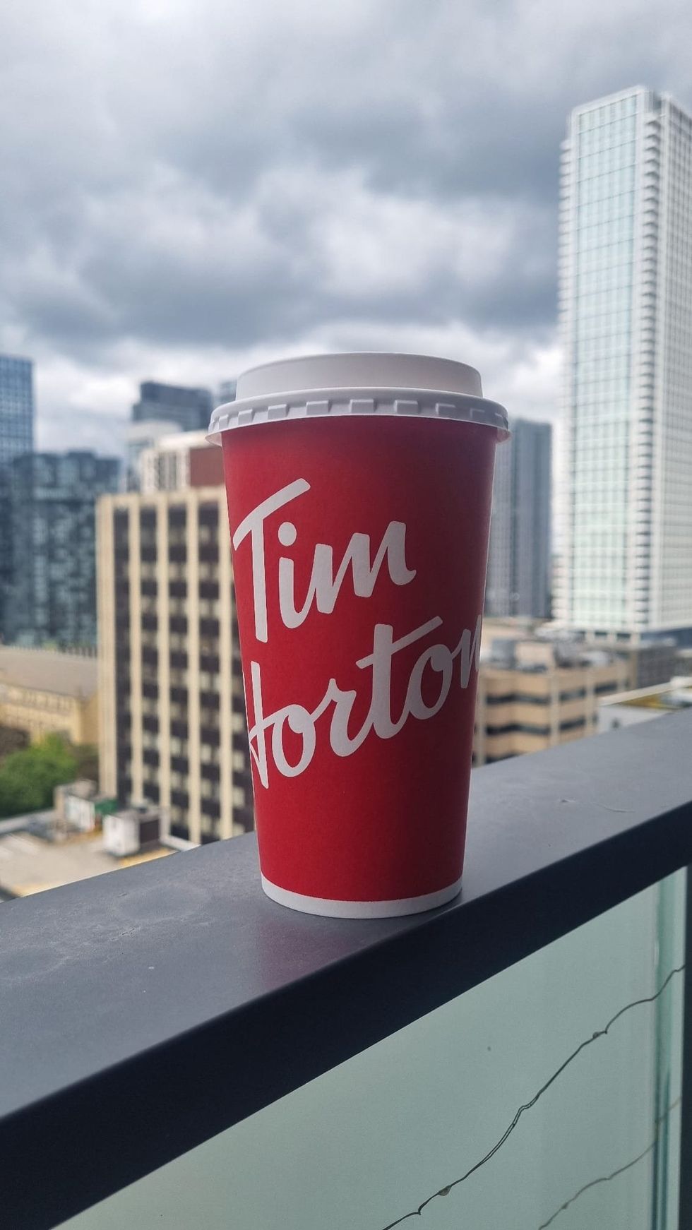 A 9x9 Wayne Gretsky Tim Hortons cup.