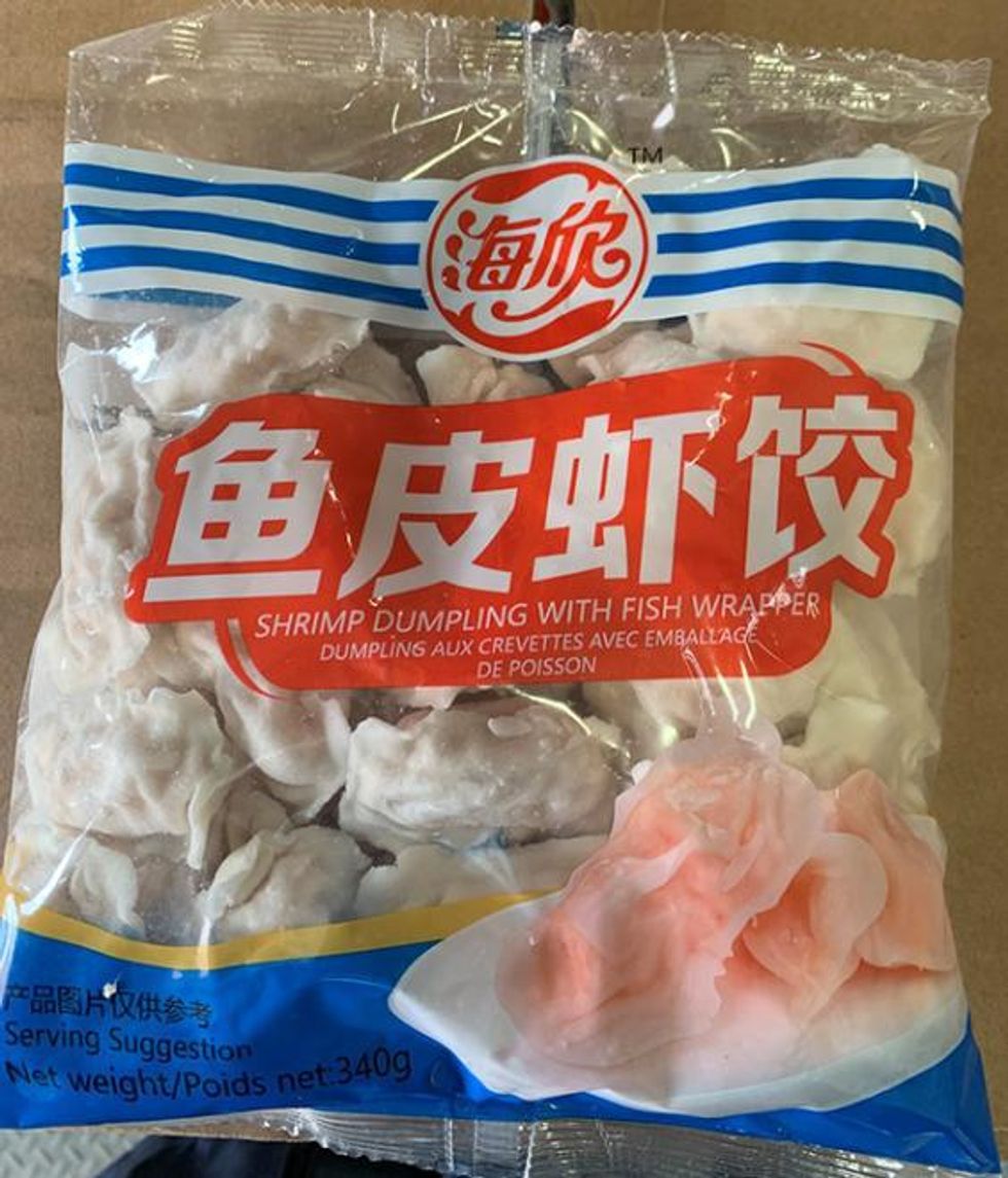A bag of shrimp dumplings with fish wrappers.