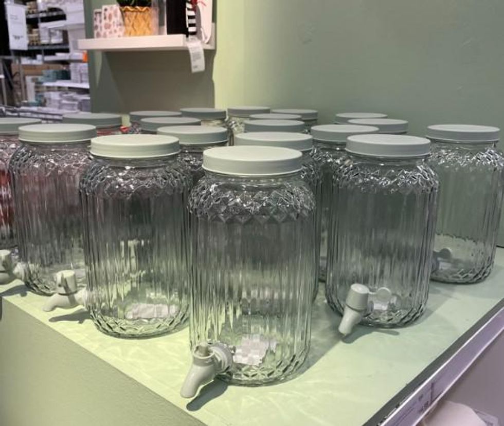 A bunch of SOMMARFL\u00c4DER drink dispensers.