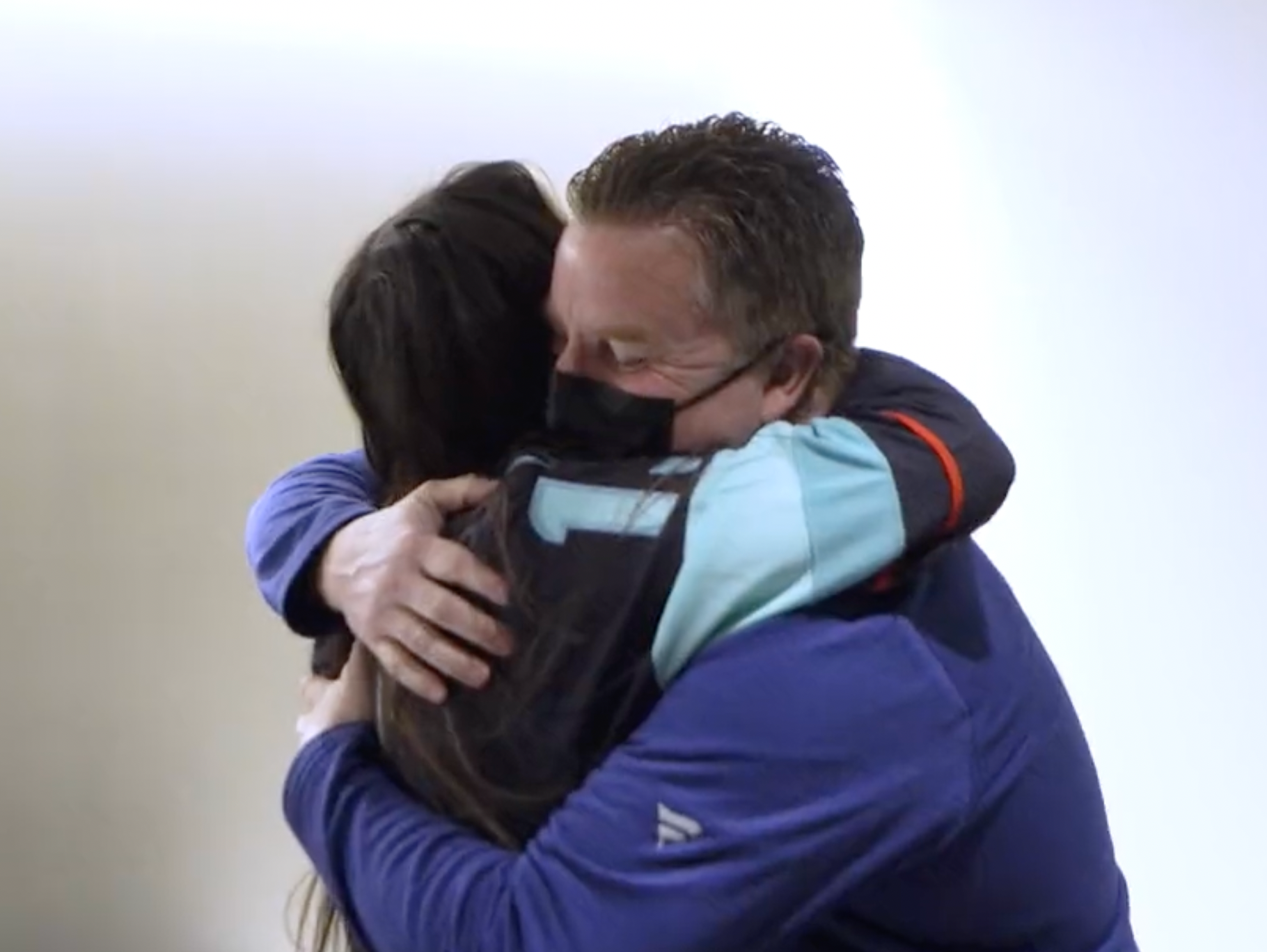 A Canucks Employee Asked The Internet To Find The Person Who Saved His Life & It's So Sweet