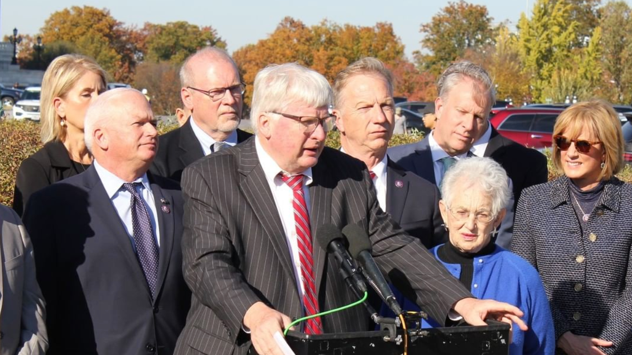 A Congressman Said Canada 'Isn't Successful' Like The US Is & His Reason Is Très Bizarre