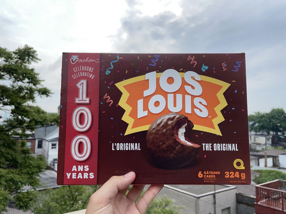 A container of Jos Louis.