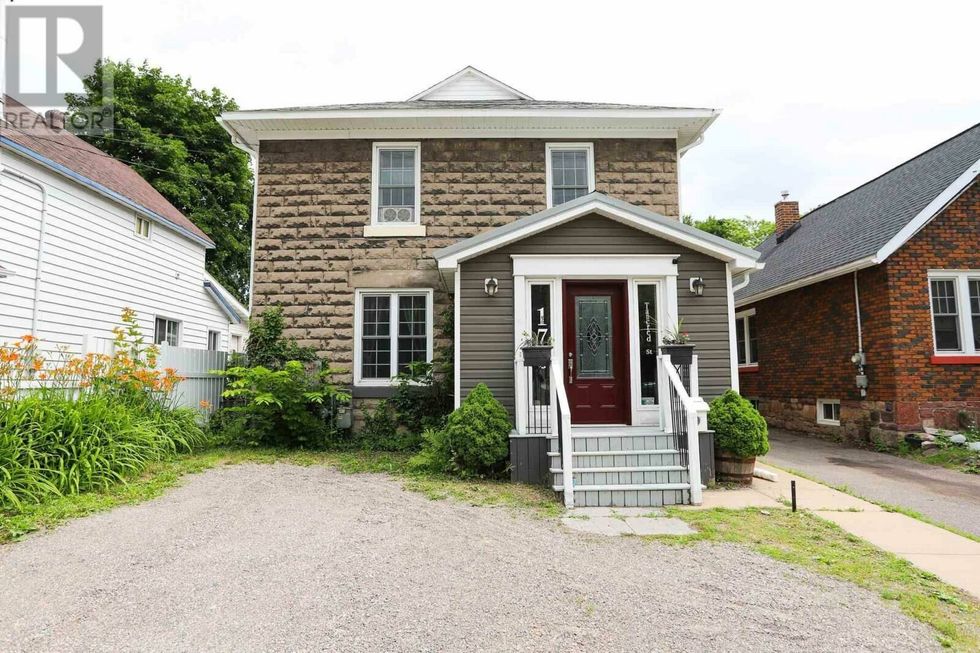 A home for sale in Sault Ste. Marie.