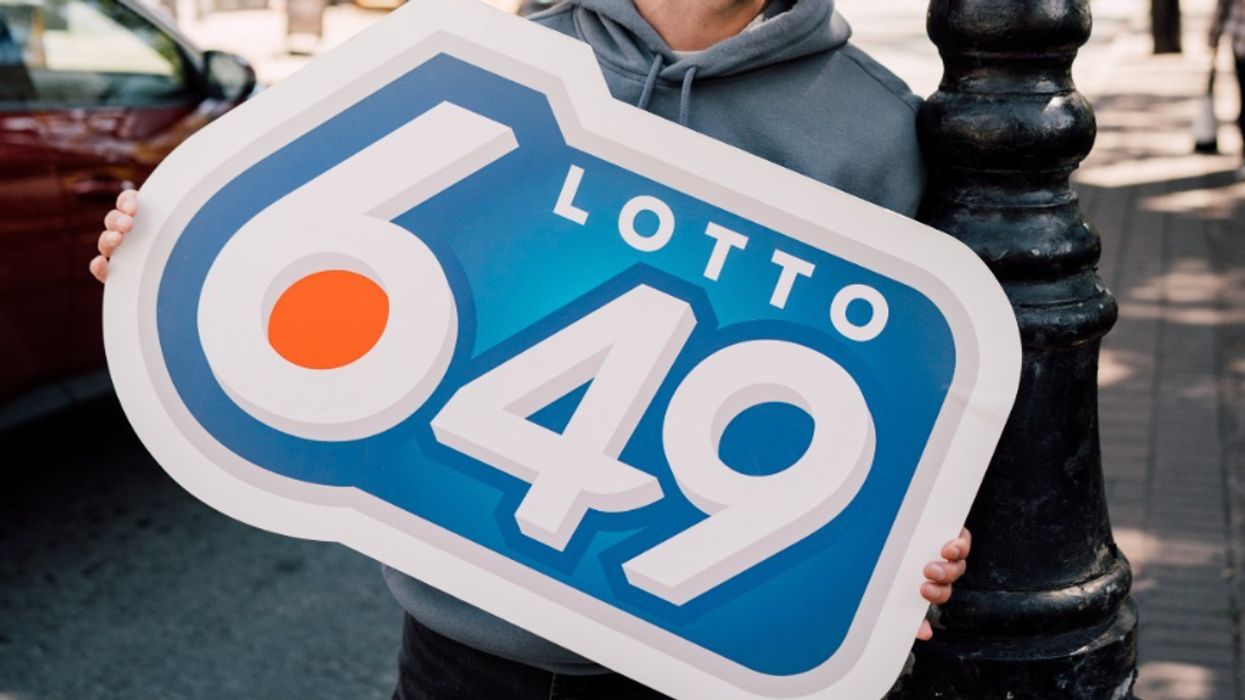 A Lotto 6/49 sign.