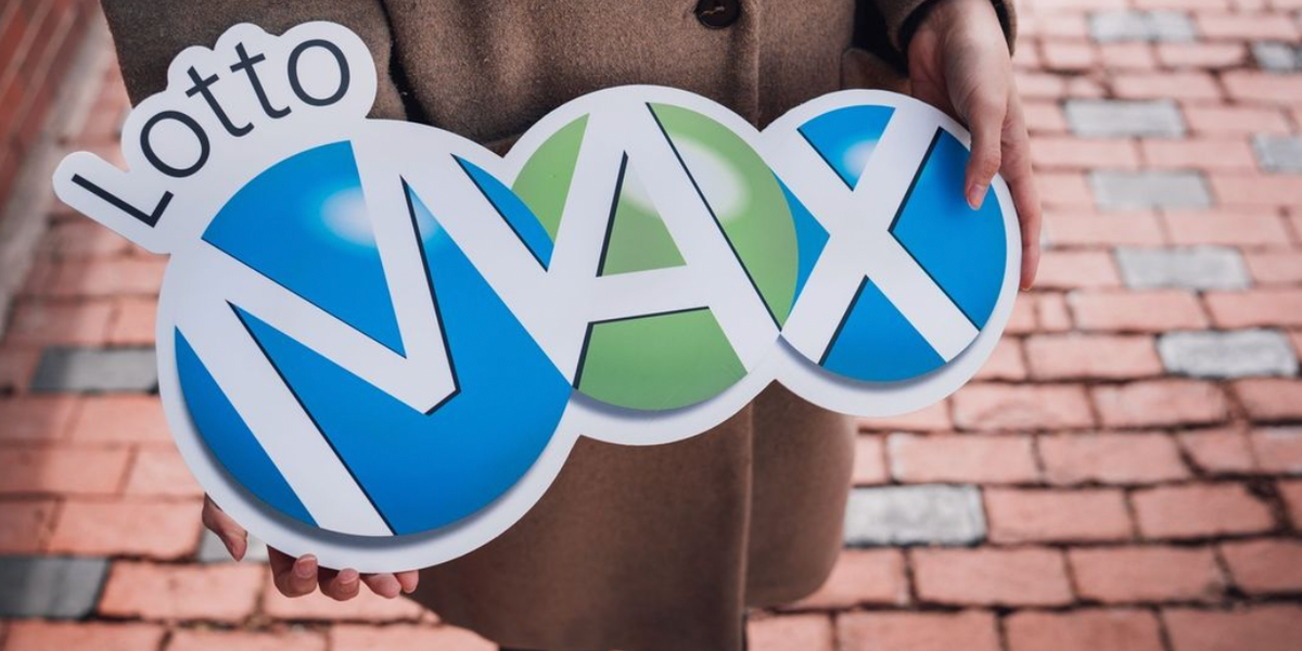 Lotto max for best sale friday night