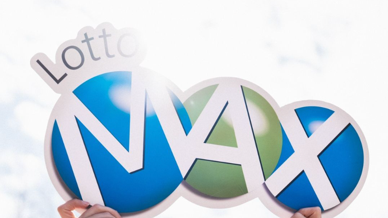 A Lotto Max sign.