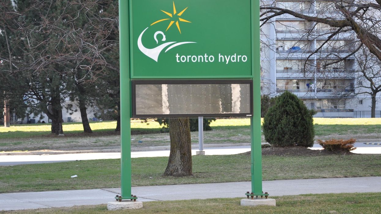 A Massive Power Outage Is Happening In Toronto & Loads of Neighbourhoods Are Affected