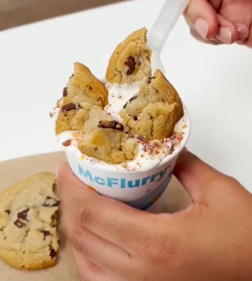 A McDonald's dessert hack with a cookie and McFlurry.