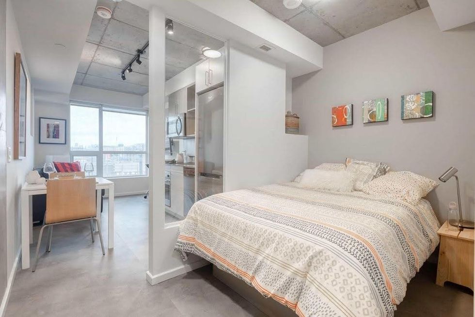 A modern furnished suite at Envie.