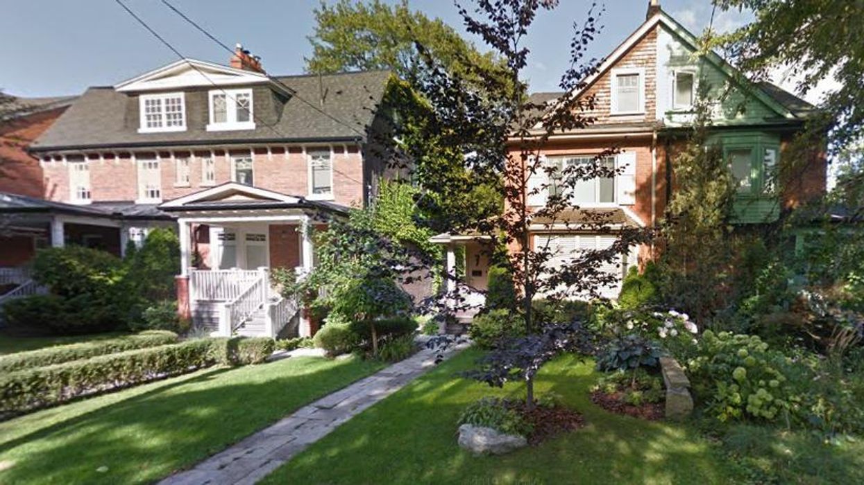 A pair of Ontario homes