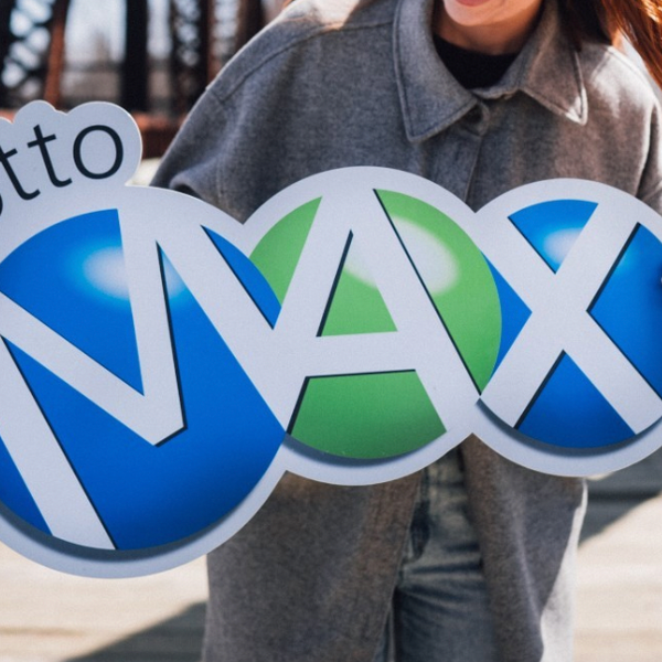 Lotto max numbers may 17 deals