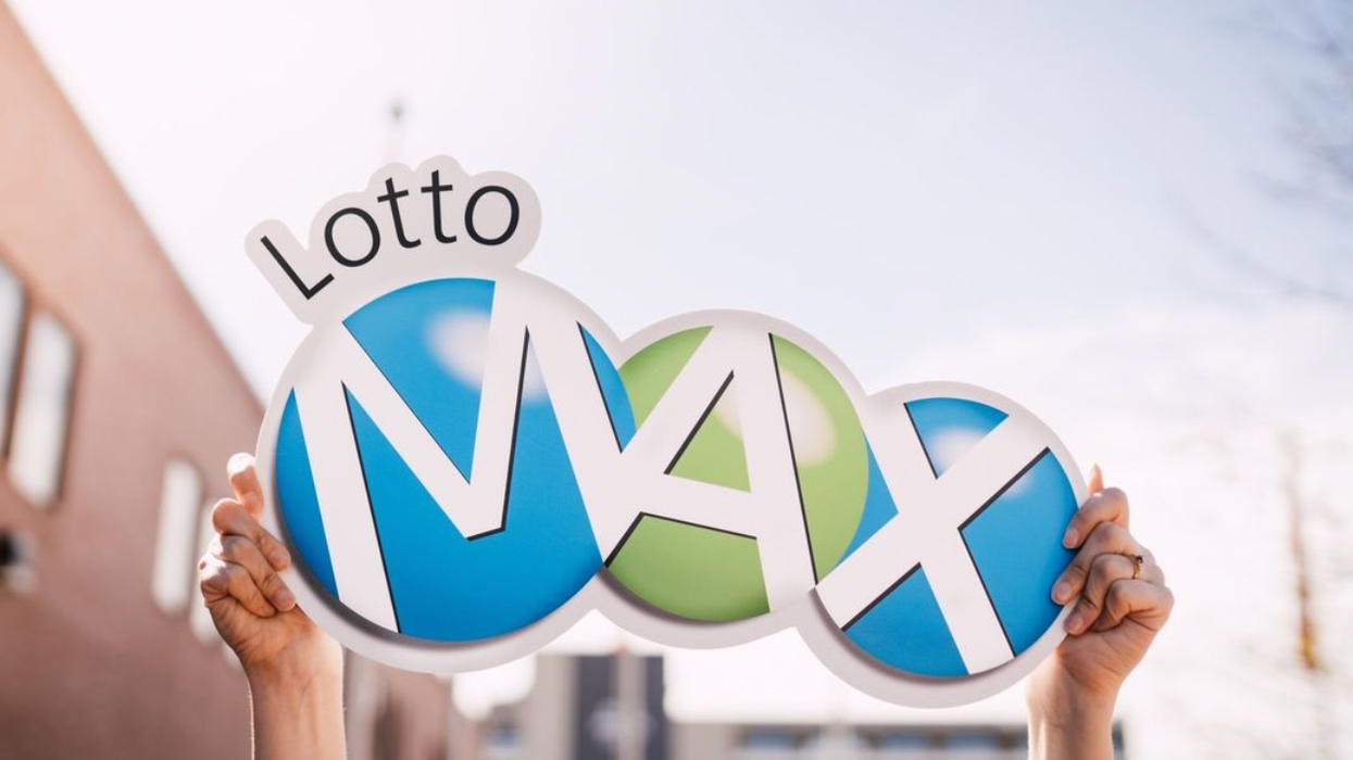 Winning lotto discount max sold