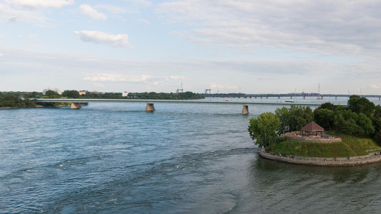 A Plane Carrying A 'Will You Marry Me' Banner Crashes In Montreal & One Person Has Died