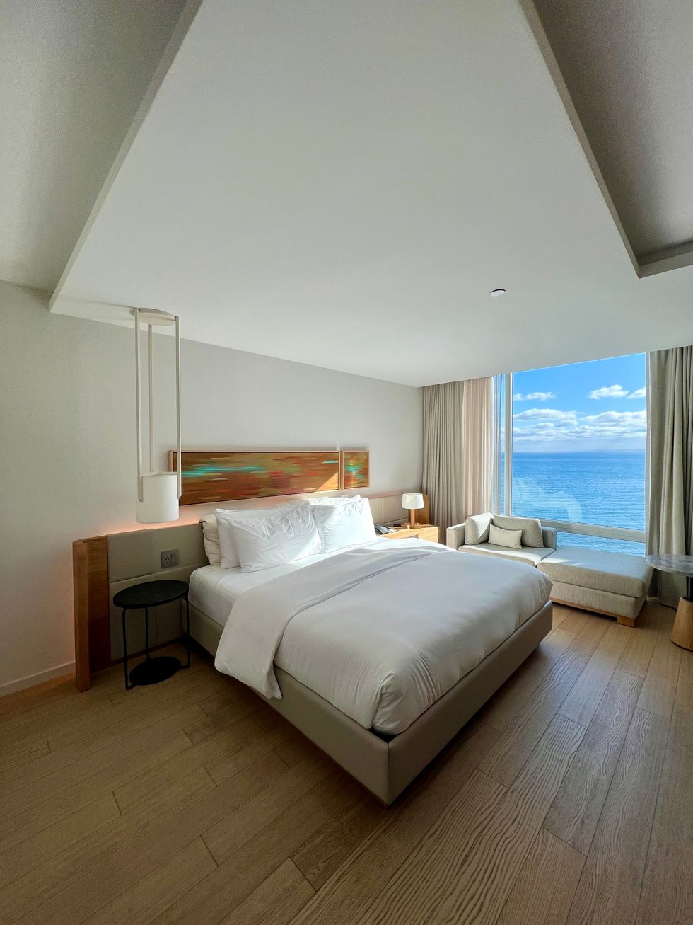 A room at the Pearle Hotel.