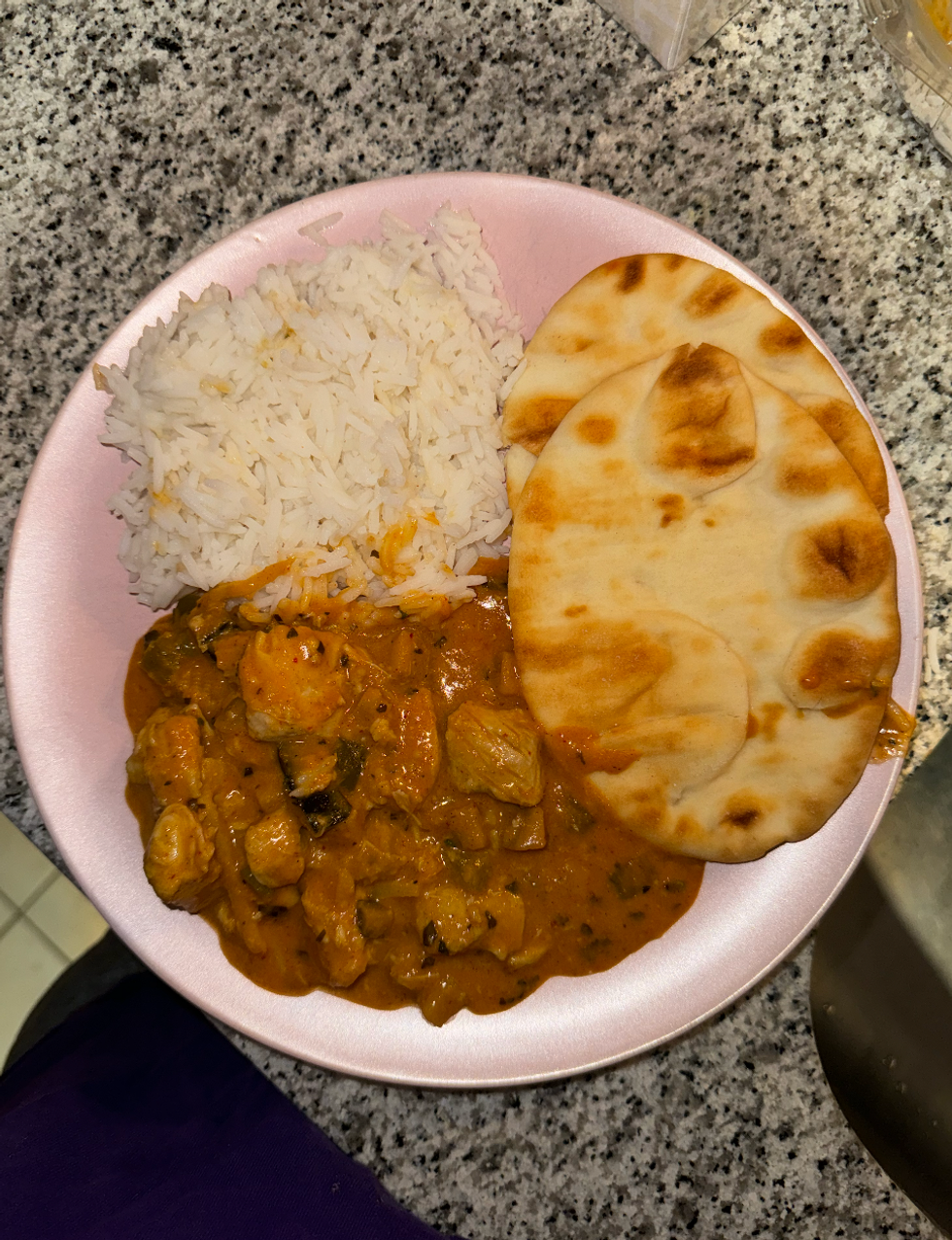 A single Costco Red Thai Chicken Curry serving.