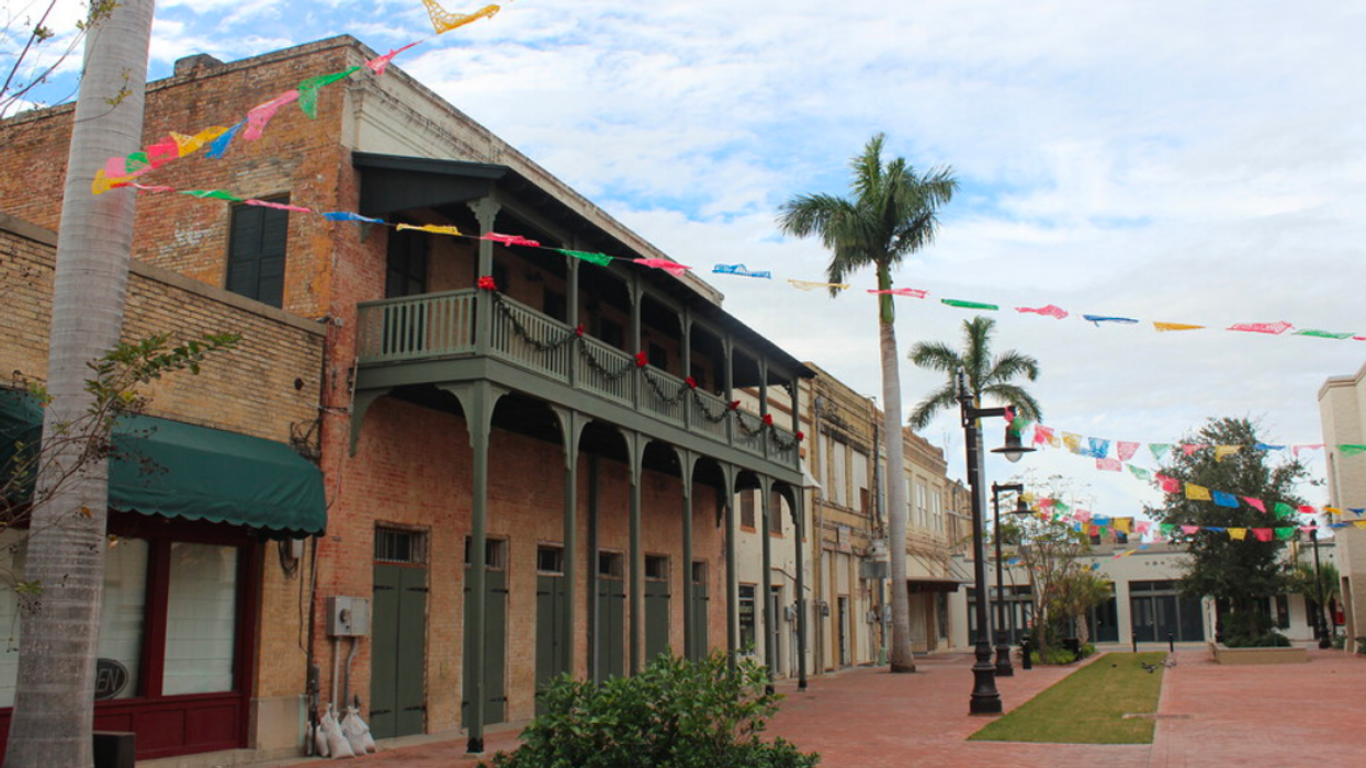 A street with buildings in Brownsville, TX.
