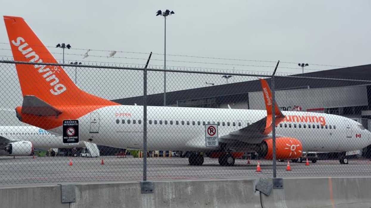 A Sunwing plane.