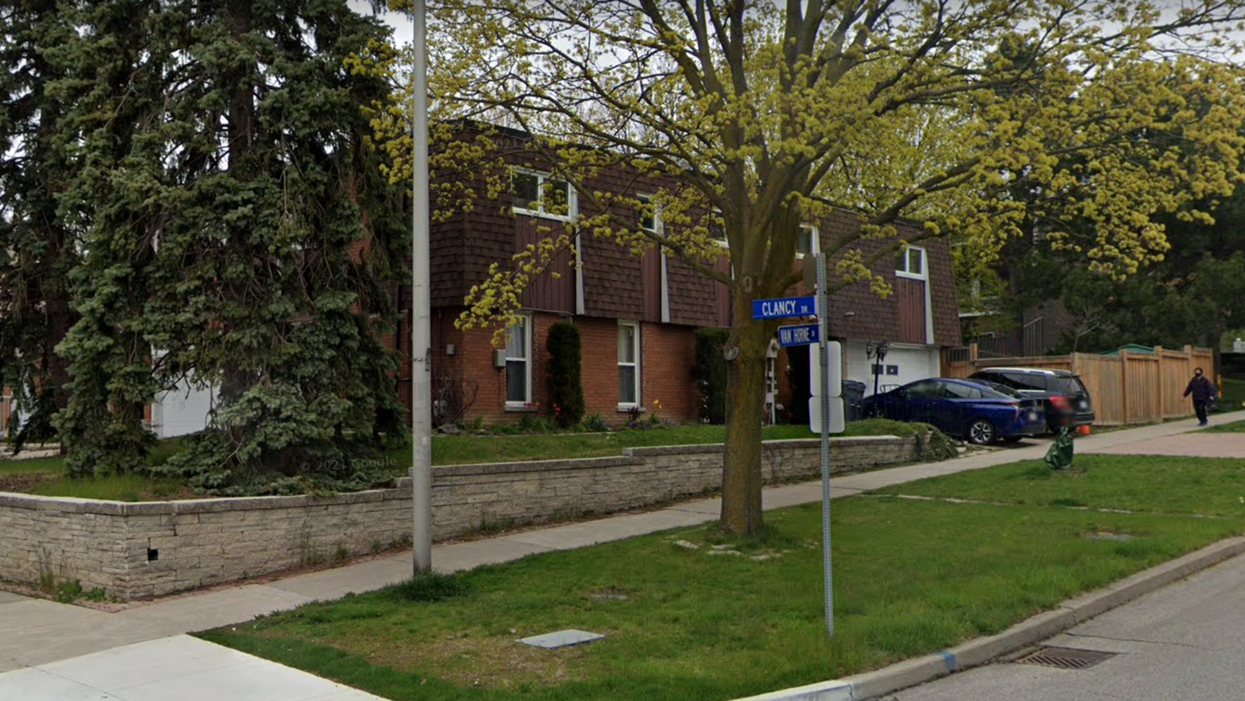 A Toronto Man Just Broke Into A Home While Wielding An Axe & Then Took A Shower