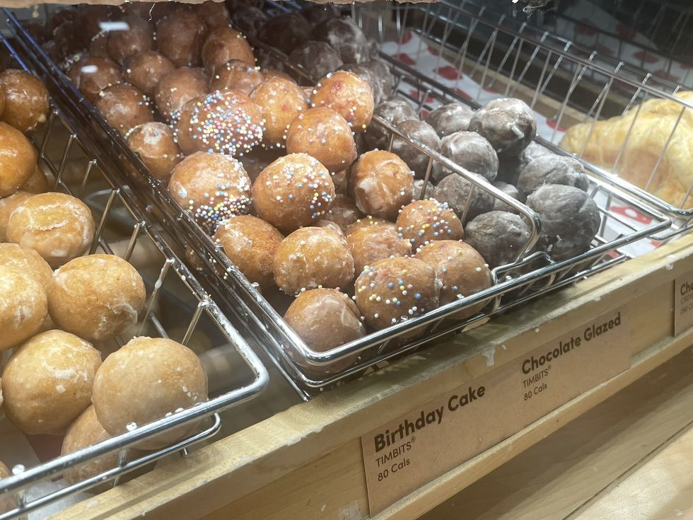 A tray of Birthday Cake Timbits.