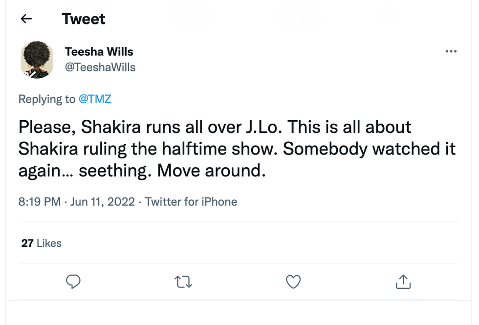 A Twitter user writing about J. Lo's comments about the Super Bowl.