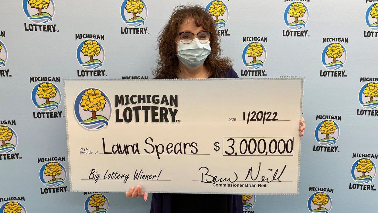 A US Lottery Winner Found Out She Won By Checking Her Spam Folder & The Email Was Legit