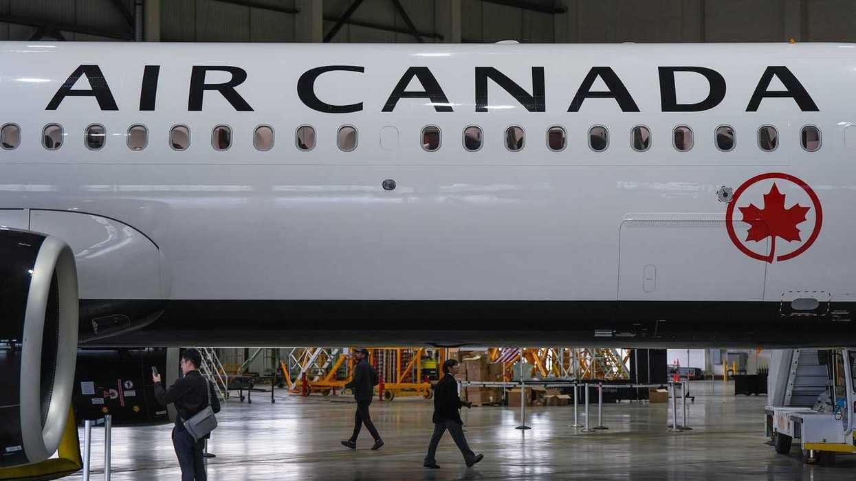 AC pilot accused of flying without proper licence
