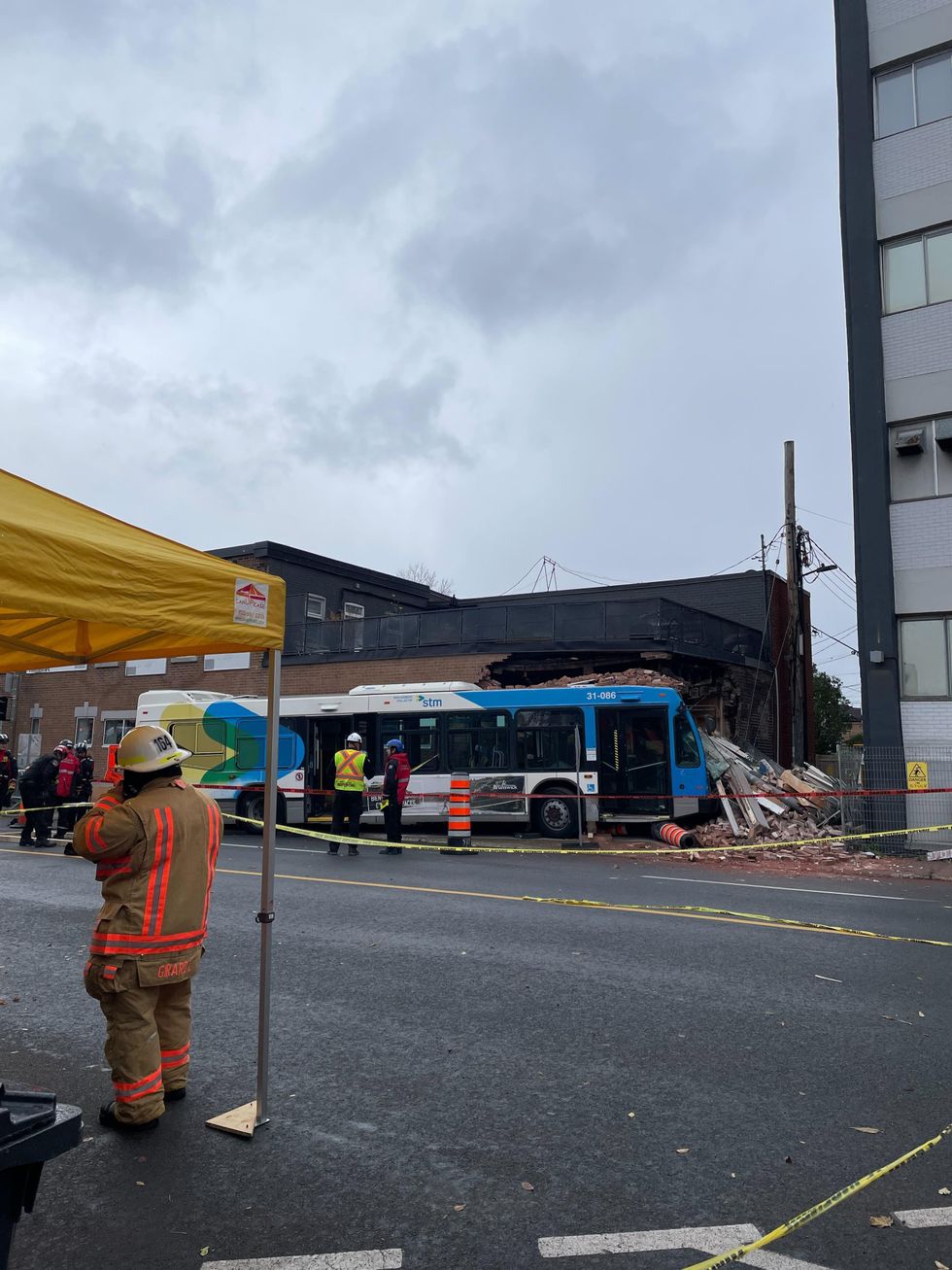 Accident d'autobus \u00e0 Montr\u00e9al.