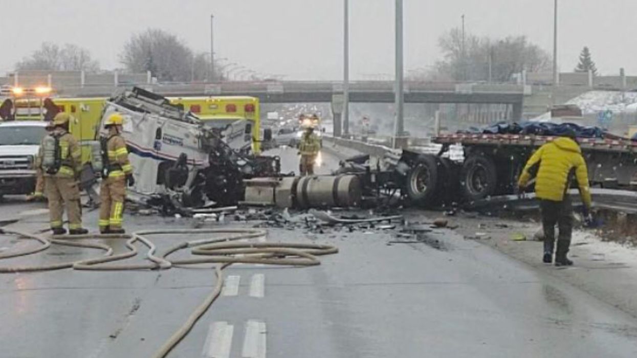 Accident d'un semi-remorque sur l'autoroute 15 à Laval ce dimanche (PHOTOS)