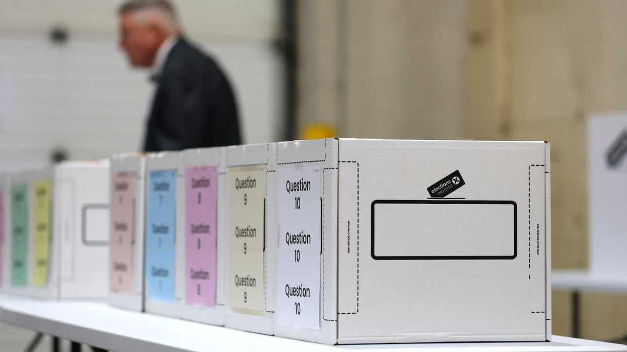 Advance polls in Alberta referendum open