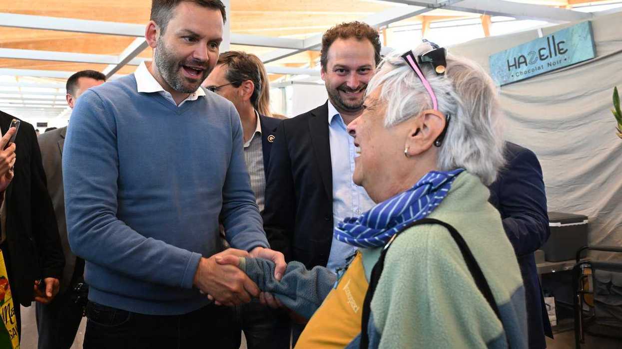 Advance polls open in Quebec general election