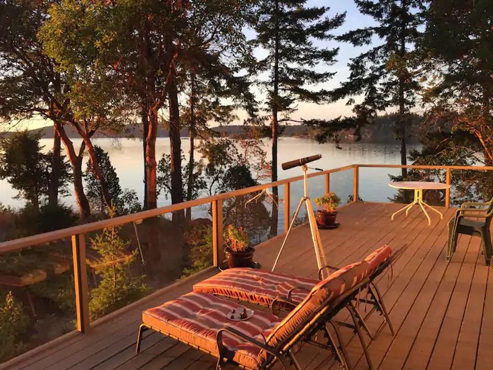 Airbnb cabin bc