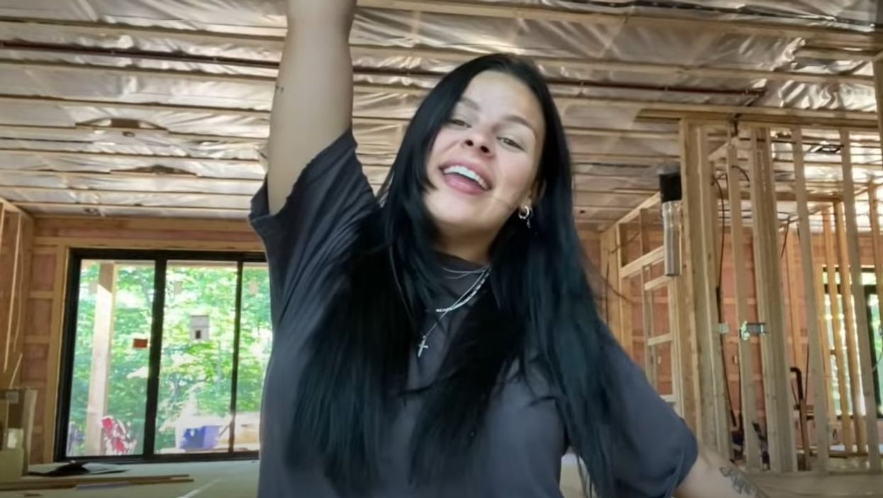 Alanis Desilet : La construction de sa maison, update et réalité