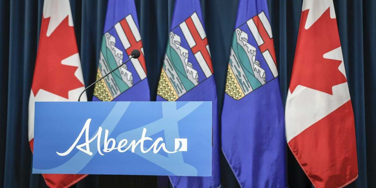 Duelling symbols: Alberta and Canada flags creating division ahead of referendum Duelling symbols: Alberta and Canada flags creating division ahead of referendum