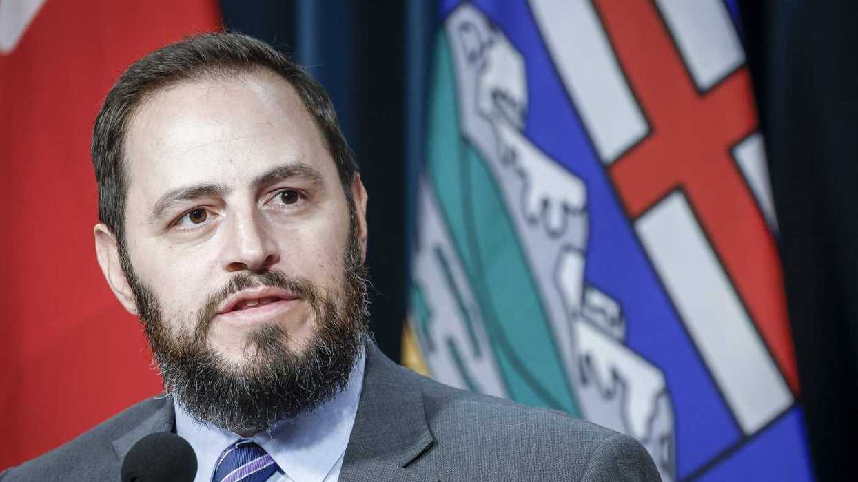 Alberta bill to standardize school report cards
